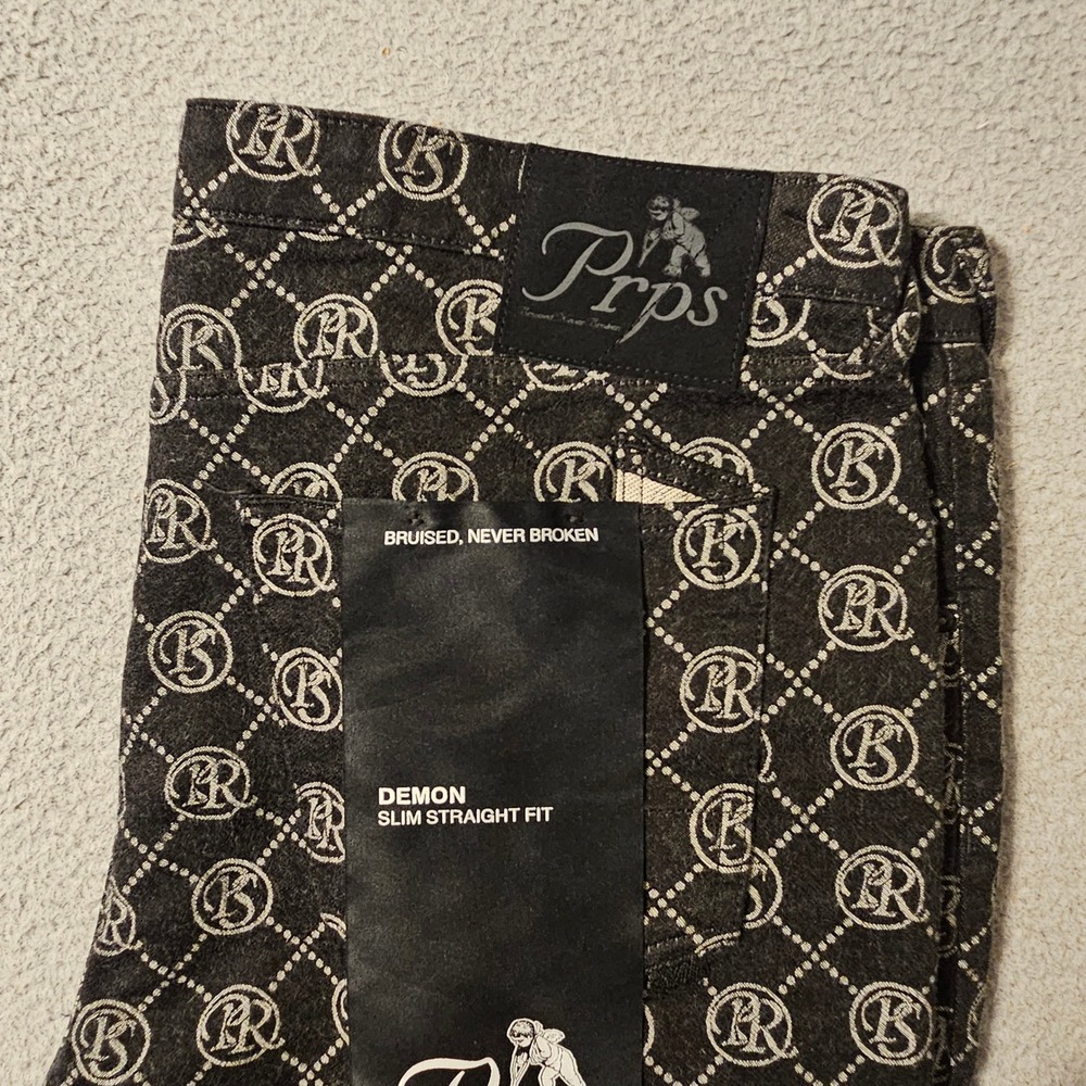 PRPS Demon Slim Straight Jeans Black Monogram Logo Print Denim Mens 42 E107P242 - Picture 4 of 8